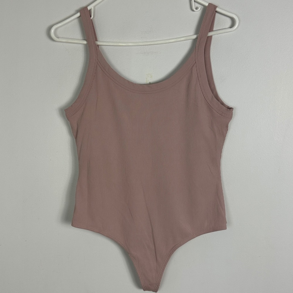 Girlfriend Collective Ribbed‎ Bodysuit Soft Pink Womens Size Large Thong Minimal
